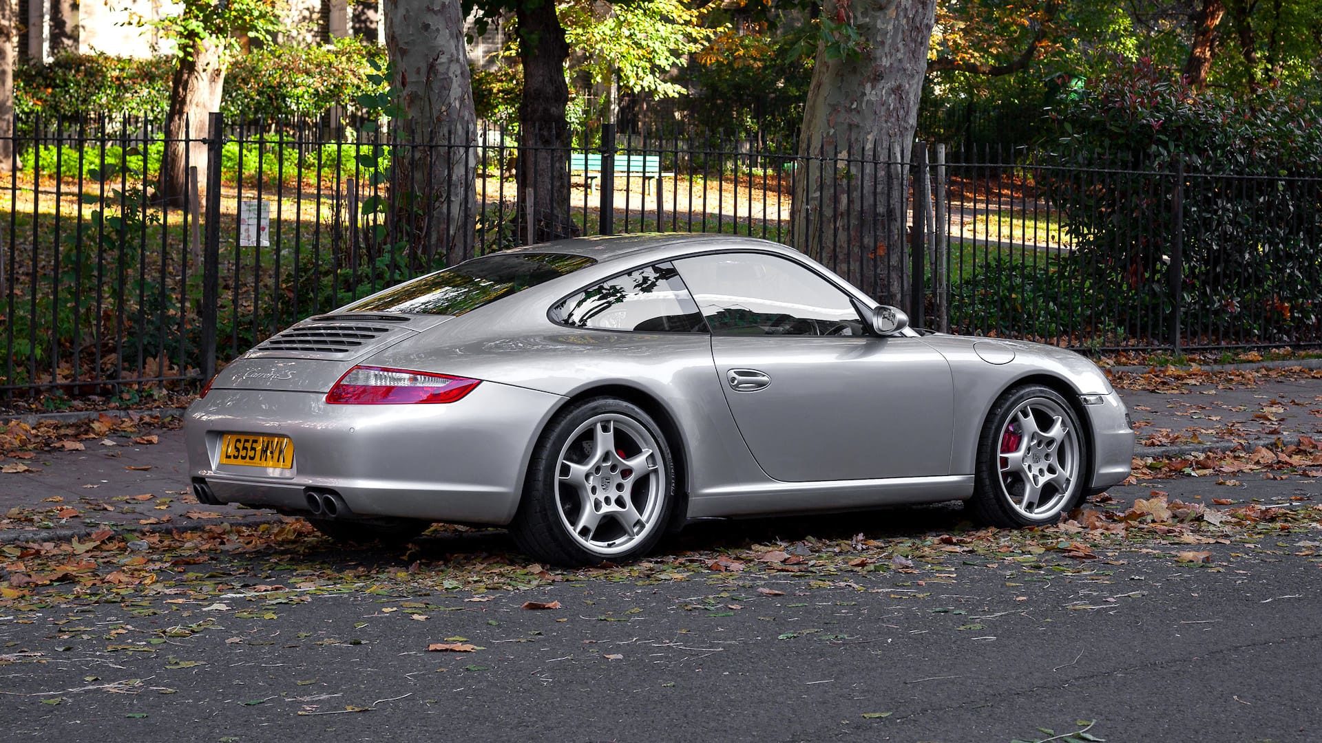 Jennifer Saunders Porsche 911 Carrera S