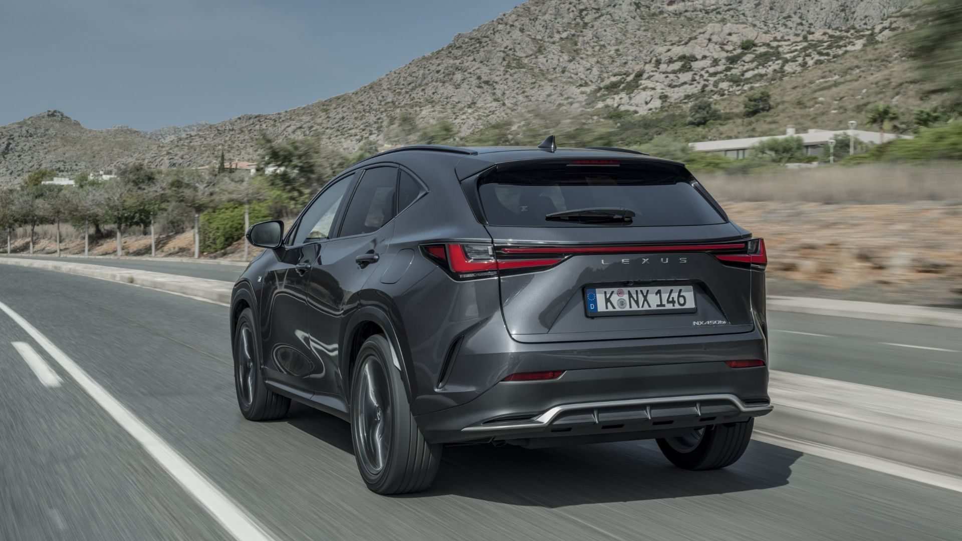 Lexus NX 450h+