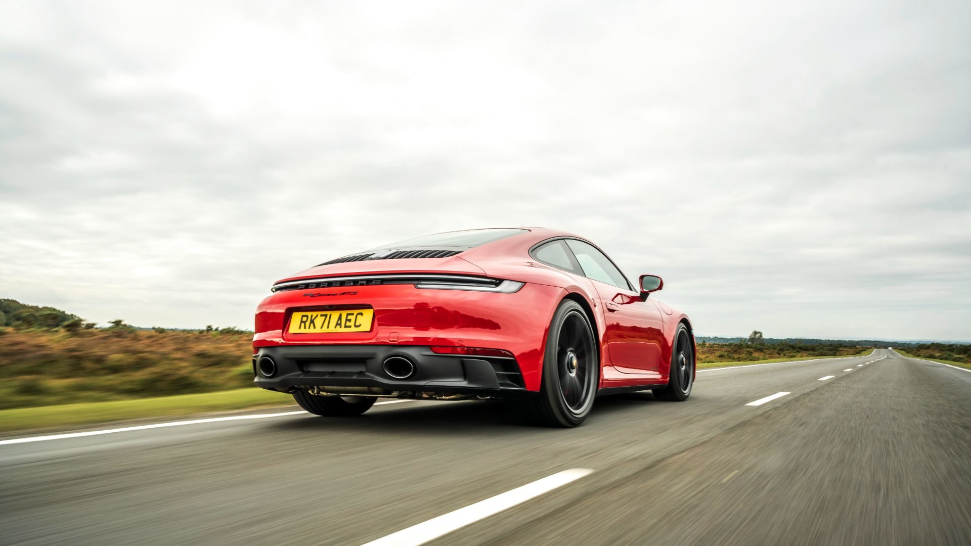 Porsche 911 Carrera GTS