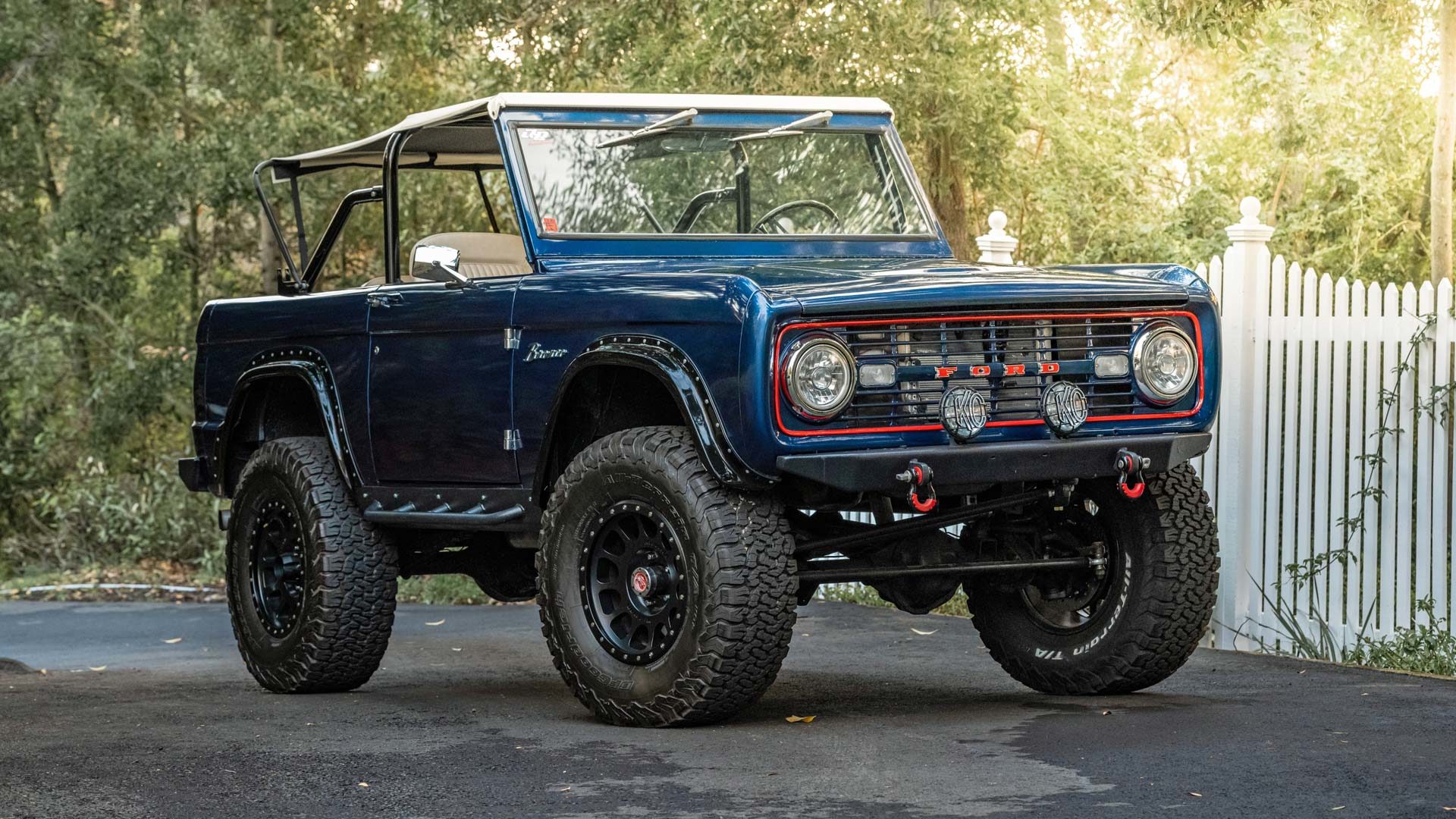 Jenson Button's 1970 Ford Bronco