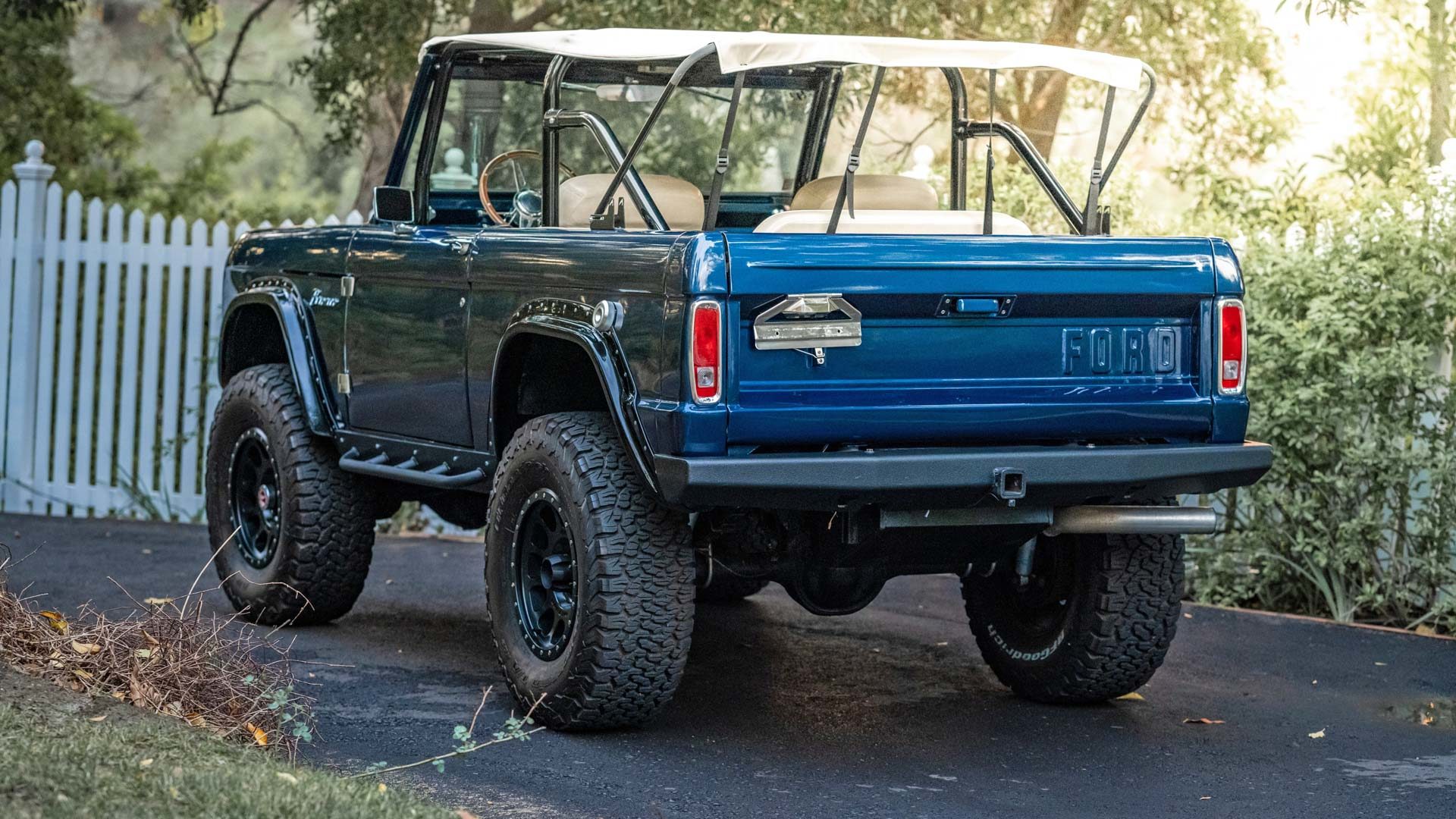 Jenson Button's 1970 Ford Bronco