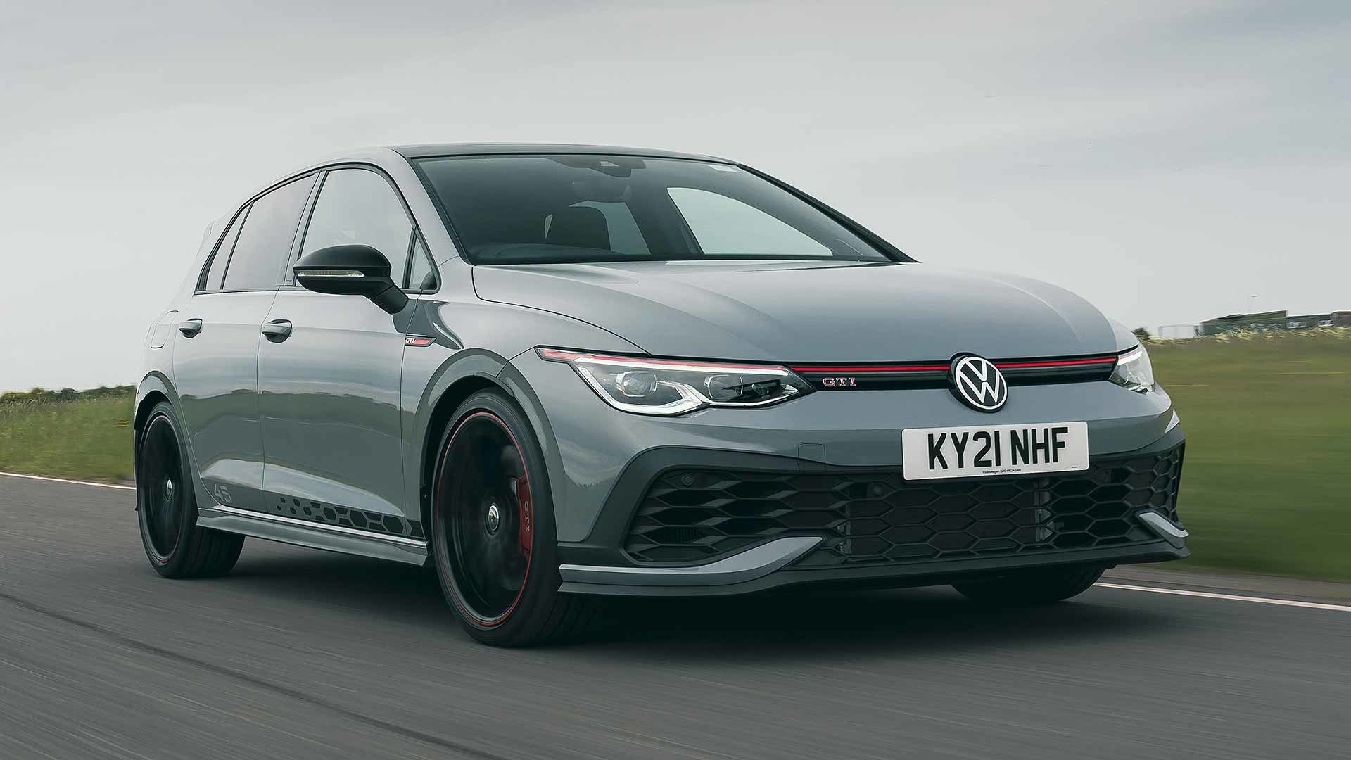 Volkswagen Golf GTI MkVIII Clubsport 45