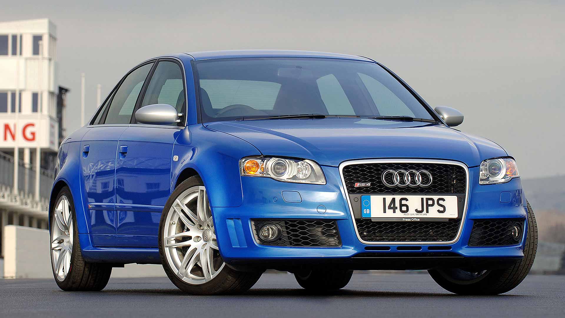 2005 Audi RS 4