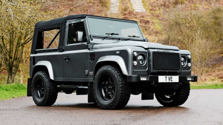 Twisted Land Rover Defender EV 2022 review