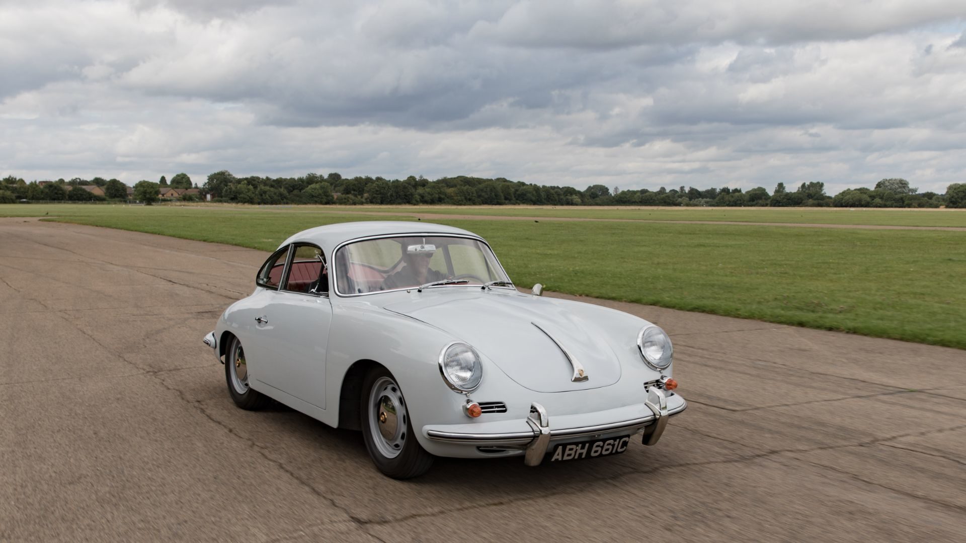 Porsche 356 by Electrogenic