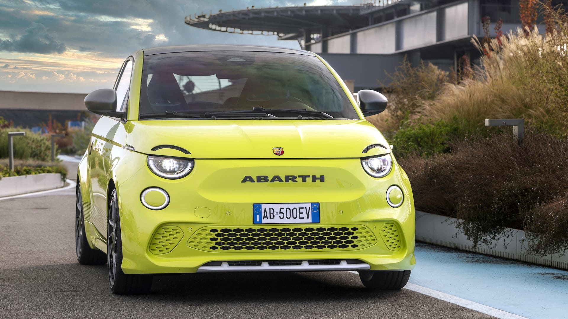 2022 Abarth 500e