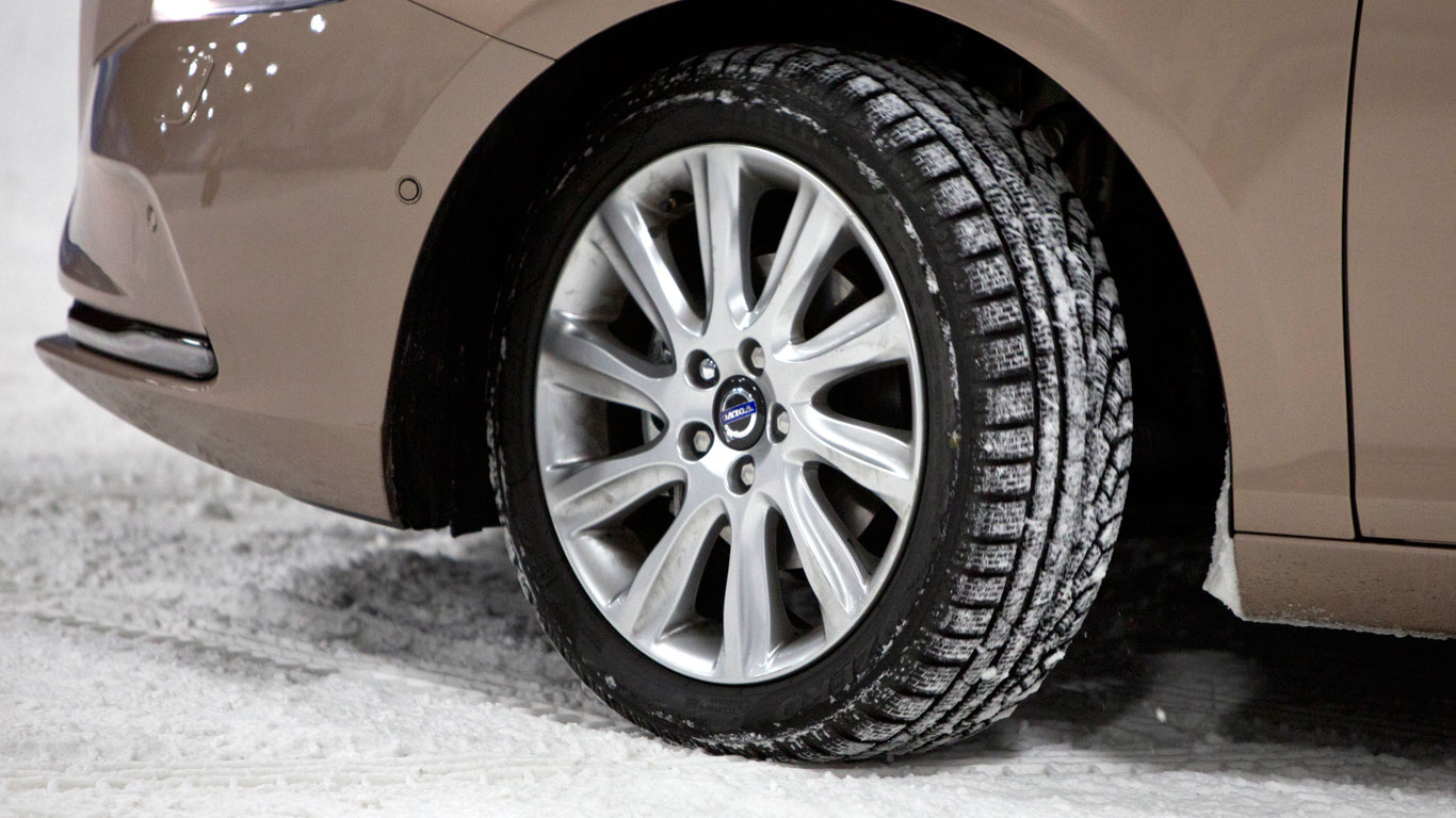 Winter tyres