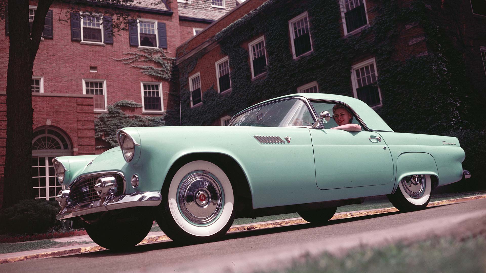 1955 Ford Thunderbird