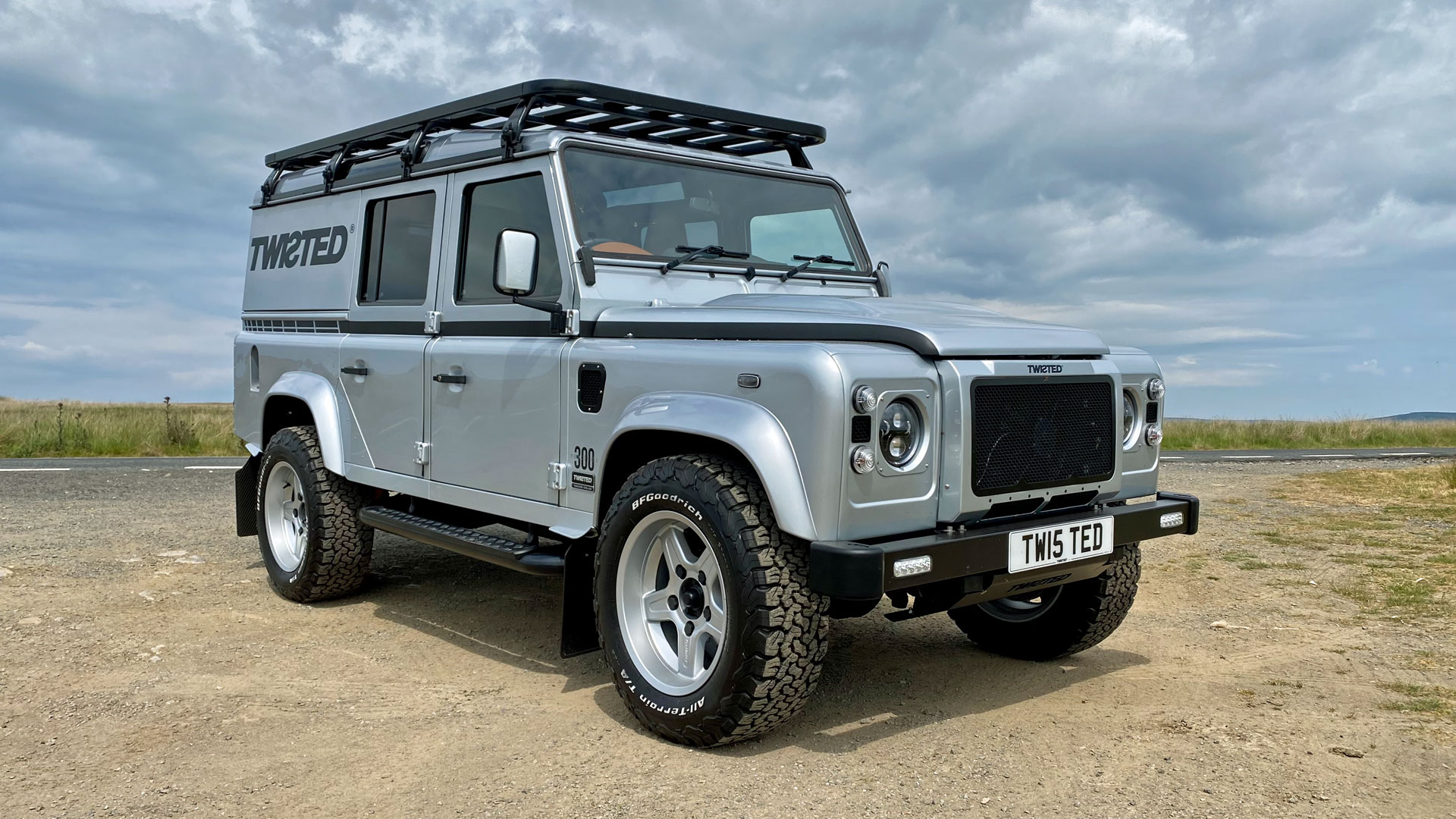 Twisted Land Rover Defender T110 TVS