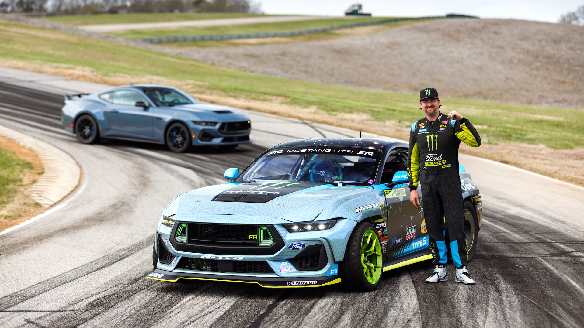 Seventh-generation Mustang creates new RTR drift model